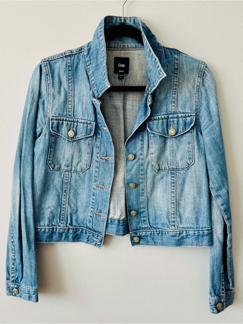 GAP Women's Light Wash Blue Denim Jacket